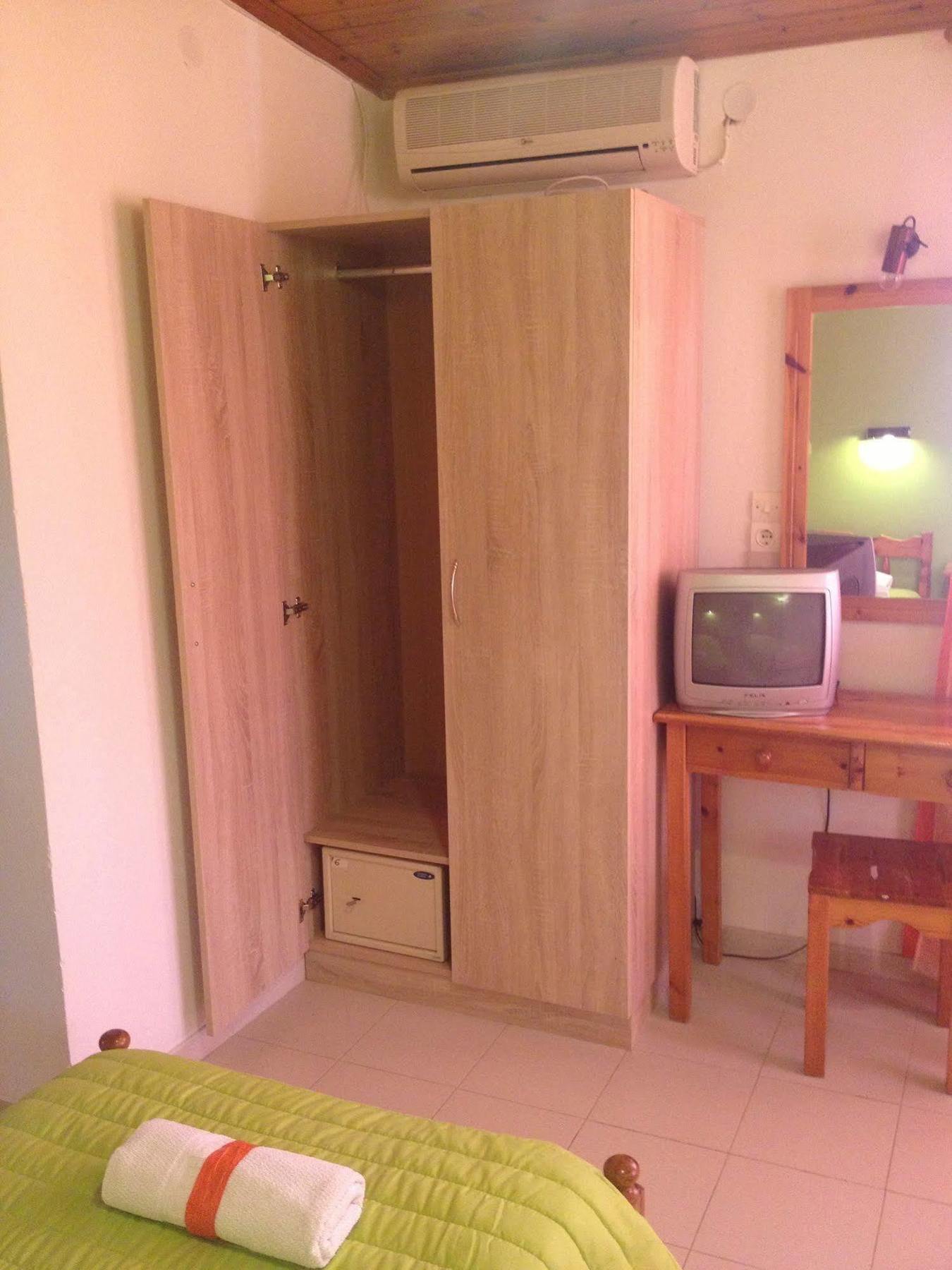 Ionian Breeze Apartments 카보스 외부 사진